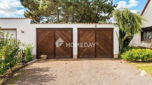 Garage - 