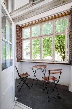 Bild 1 - Schöne 2-Zimmer-Altbauwohnung in ruhiger, grüner Umgebung des beliebten Englischen Viertels in Berlin-Wedding