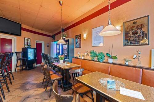 Als Bar genutzte Gewerbeeinheit - 