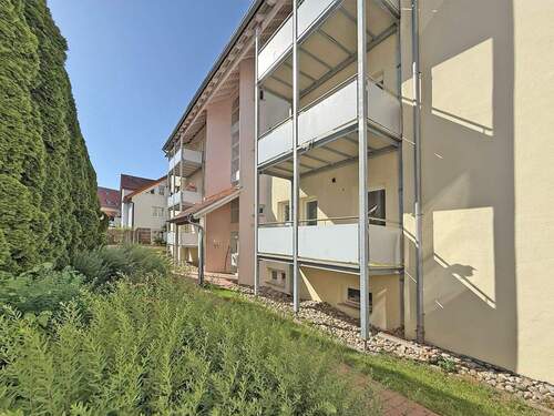 Gebäude Eingansseite - 