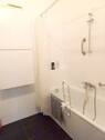 Badezimmer 1 - innenliegendes Wannenbad - 