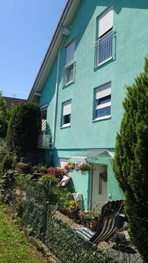 Ansicht von hinten mit ELW - ?? Herzklopfen bei freist. Einfamilienhaus? ?? Familienvolltreffer!