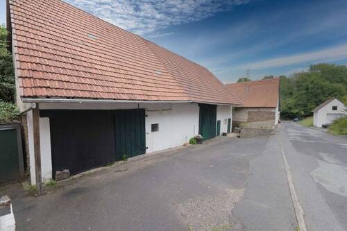Scheune/Straßenansicht - Grundstück zum Kaufen in Johannseberg