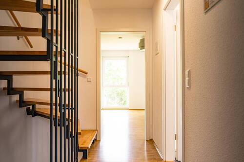 Musterhaus-Treppenhaus (3) - 
