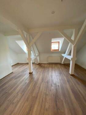 Esszimmer.JPG - N-Glockenhof ! Neuwertige 5-ZW, 127 m², EBK, Laminat im 3.OG ohne Aufzug