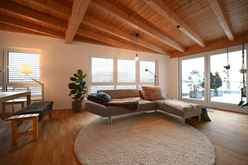 Licht und Holz schaffen Harmonie - 