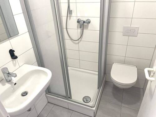Badezimmer - Etagenwohnung mit 40,00 m&sup2; in Erfurt zur Miete