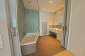 Bad en Suite mit Badewanne - 