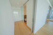Eingangsbereich mit WC - 