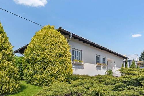 Seitenansicht Immobilie - 7 Zimmer Einfamilienhaus in Überherrn / Altforweiler