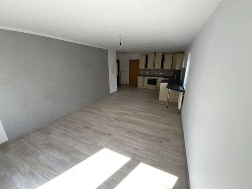 Wohn-/Esszimmer II - 