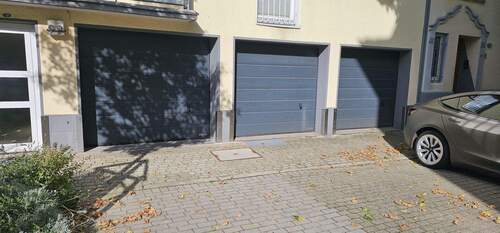 Eigene Garage - 