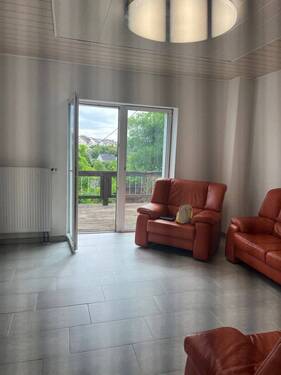 Bild 2 - 6 Zimmer Mehrfamilienhaus, Wohnhaus zum Kaufen in Völklingen