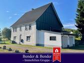 www.bender-immobilien.de - Renoviertes, geräumiges Bauernhaus mit großem Grundstück!