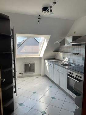 Küche mit EBK - 2 Zimmer Etagenwohnung in Nürnberg