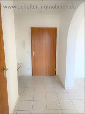 Diele - Etagenwohnung mit 84,00 m² in Nürnberg zur Miete