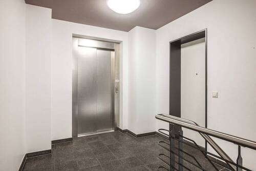 Flur - 2 Zimmer Etagenwohnung in Aachen