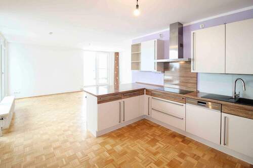 Küche - 5 Zimmer Etagenwohnung in Putzbrunn