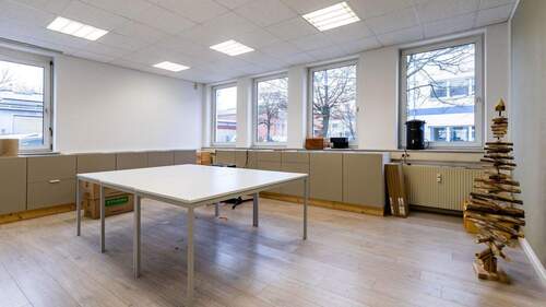 Bild 2 - 3 Zimmer Büro zur Miete in Kirchheim bei München