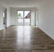 Moderne Obergeschosswohnung mit Balkon und Aufzug in Schwitten - Menden