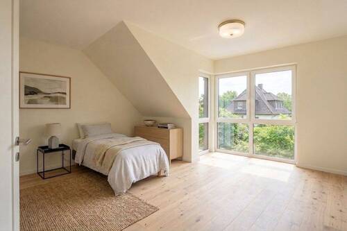 Gestaltungsvariante Schlafzimmer OG nach Nordwest (Ki-generiert) - 
