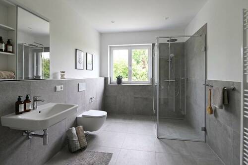 Gestaltungsvariante Badezimmer EG (Ki-generiert) - 