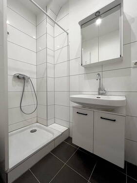 Bad - 1 Zimmer Etagenwohnung zur Miete in Hagen