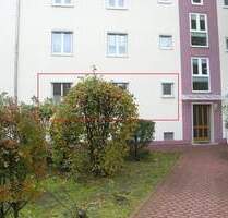 Renovierungsbedürftige 2-Zimmer-ETW mit PKW-Stellplatz - Röthenbach