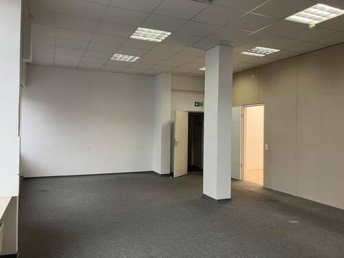 derzeit abgetrennter hinterer Bereich (Leichtbauwand) - 