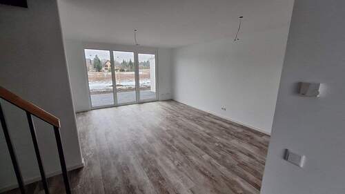 20260205_085212.jpg - Reihenhaus zu vermieten - 1.550,00&nbsp;EUR Kaltmiete, ca.&nbsp; 120,00&nbsp;m&sup2;&nbsp;Wohnfl&auml;che