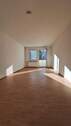 Wohnzimmer mit Balkon (Beispiel) - 