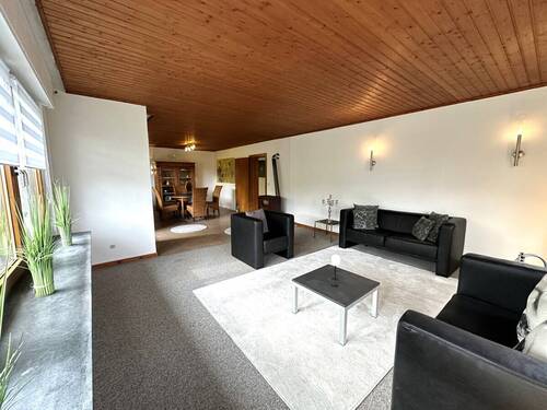 … Wohnzimmer mit Kamin, … - 