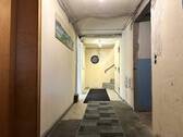 ... Untergeschoss der Flurbereich... - 