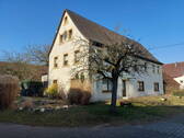 Hausansicht - Süd/Ost - 1 Zimmer Mehrfamilienhaus, Wohnhaus zum Kaufen in Kleinsendelbach