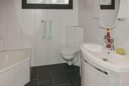 Badezimmer_Sicht_1 - 