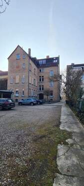 Blick vom Hinterhof - 2 Zimmer Etagenwohnung zum Kaufen in Braunschweig