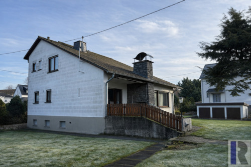 Blick vom Garten - 6 Zimmer Einfamilienhaus zum Kaufen in Nomborn
