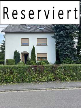 Bild 1 - Großzügiges 1-2 Familienhaus und großem Grundstück in sehr ruhiger Lage von Schiffweiler