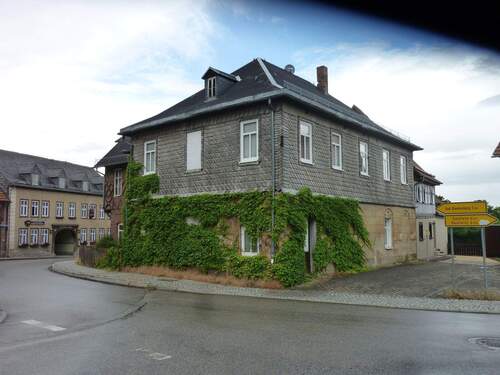 Ansicht - 8 Zimmer Mehrfamilienhaus, Wohnhaus zum Kaufen in Saalfeld/Saale