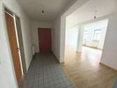 Zur Eigennutzung bereit - Mehrfamilienhaus, Wohnhaus mit 335,00 m&sup2; in Gotha zum Kaufen