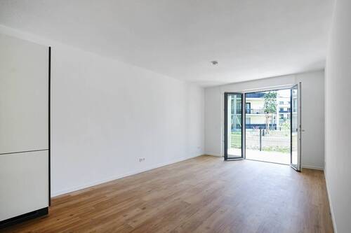 Bild 2 - 4 Zimmer Etagenwohnung zur Miete in Berlin
