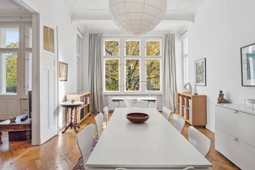 Zimmer III - Beletage - Stilvoll wohnen im Herzen von Steglitz