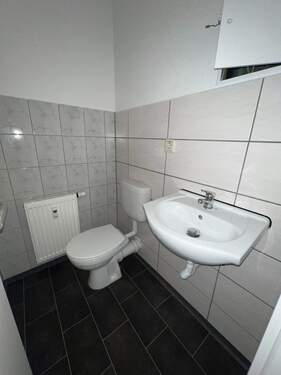 WC - 