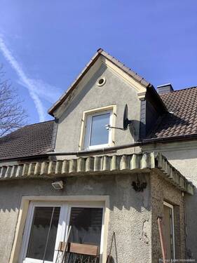 Hofansicht - 4 Zimmer Einfamilienhaus zum Kaufen in Sülzetal / Altenweddingen