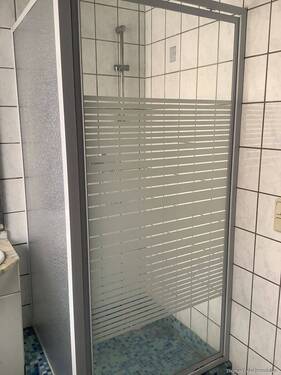 Bad mit Dusche im EG - 