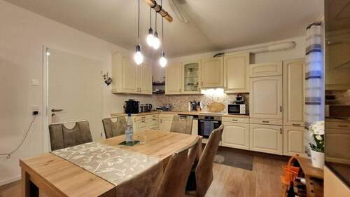 Koch- und Essbereich - 3 Zimmer Etagenwohnung zum Kaufen in Wöllstadt