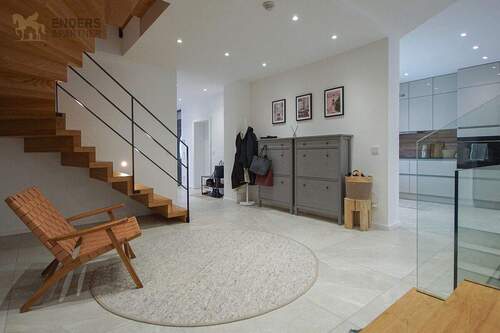 1 - Kernsaniertes Einfamilienhaus mit Wärmepumpe & Charme in Irsch