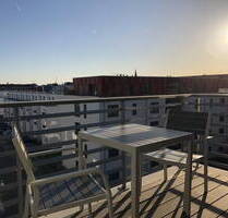 Wunderschöne möblierte 2-Zimmer-Wohnung mit Süd-Balkon und Skylineblick in Berlin