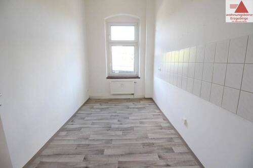 Küche.jpg - 4 Zimmer Etagenwohnung zur Miete in Aue