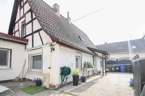 Hof_Ansicht - 4 Zimmer Einfamilienhaus zum Kaufen in Hamm Am Rhein
